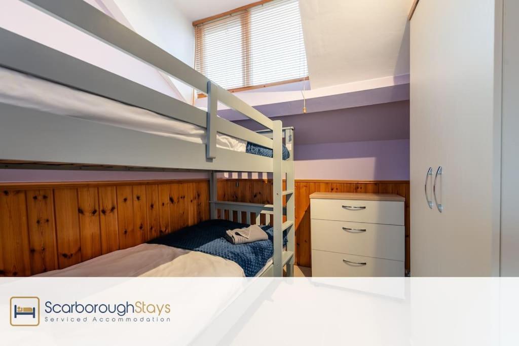 The Loft Apartment สการ์โบโรห์ ภายนอก รูปภาพ