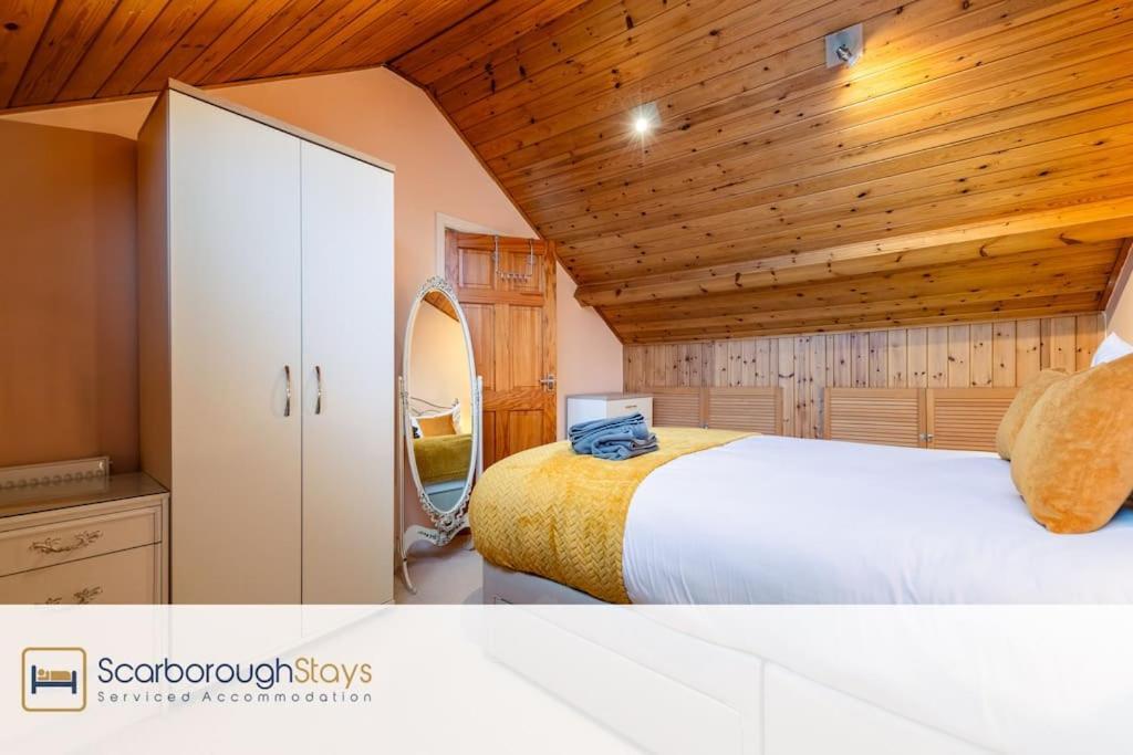The Loft Apartment สการ์โบโรห์ ภายนอก รูปภาพ