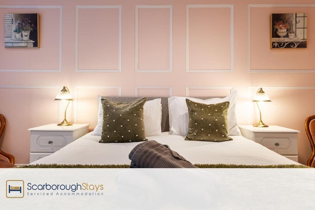 The Loft Apartment สการ์โบโรห์ ภายนอก รูปภาพ