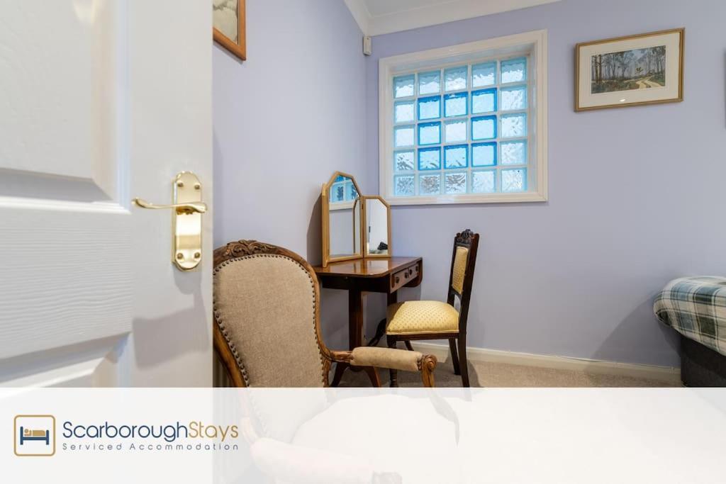 The Loft Apartment สการ์โบโรห์ ภายนอก รูปภาพ