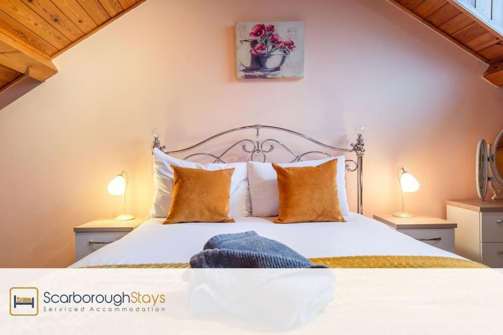The Loft Apartment สการ์โบโรห์ ภายนอก รูปภาพ